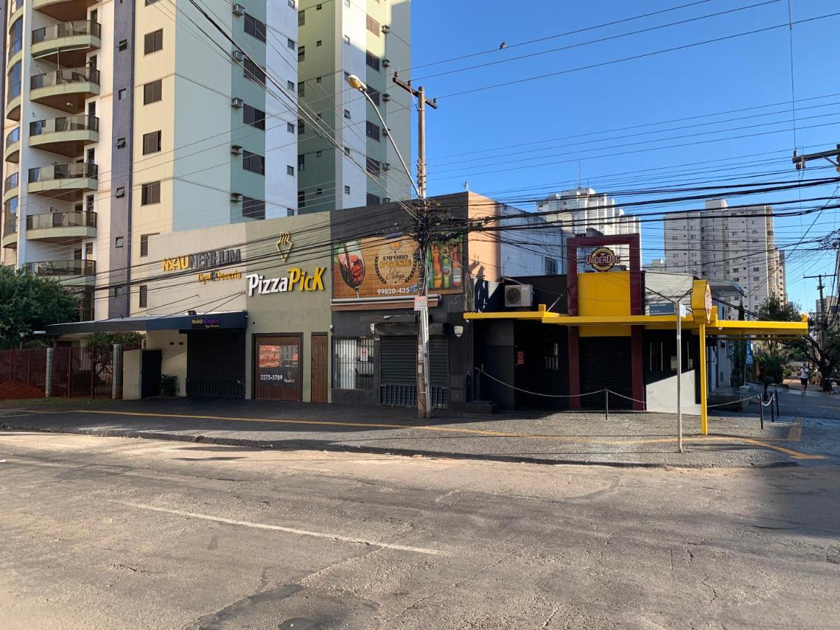 Casa Quintal Bueno! 5 Quartos Com Ar Split E Internet Ultra! Perto Do Melhor De Goiania! Marista Parques Areiao E Vaca Brava Hospital Premium Mater Dei Blue Fit Perdomo Goiania Shopping! Buitenkant foto