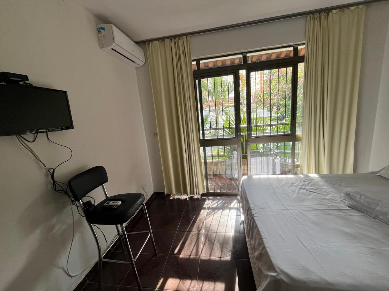 Casa Quintal Bueno! 5 Quartos Com Ar Split E Internet Ultra! Perto Do Melhor De Goiania! Marista Parques Areiao E Vaca Brava Hospital Premium Mater Dei Blue Fit Perdomo Goiania Shopping! Buitenkant foto